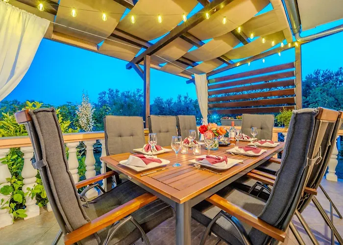 Вилла Luka Polaca